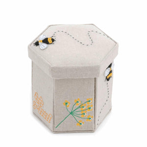 HobbyGift Sewing Kit - Victorian Appliqué Bee Design Storage